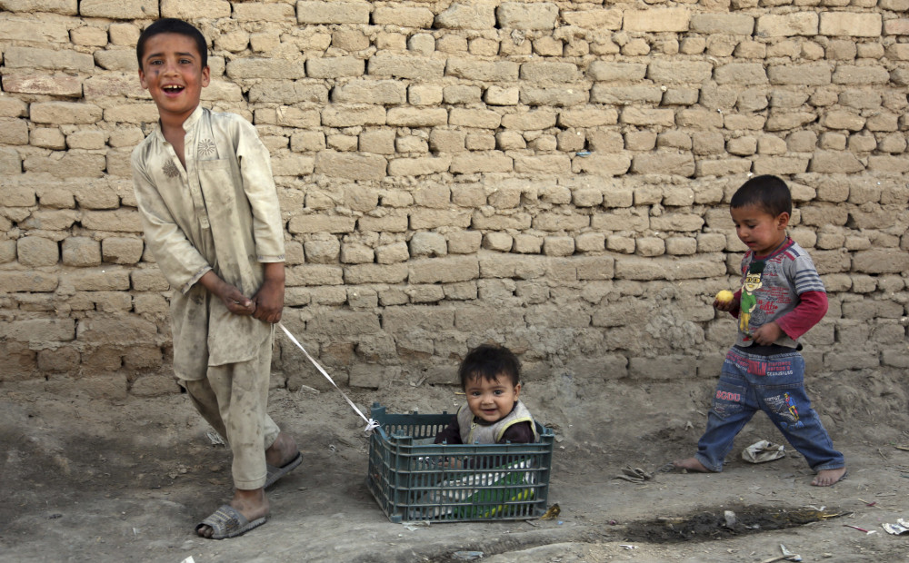 Afganistānā no talibu gūsta atbrīvoti vairāk nekā simts cilvēku
