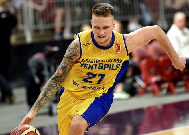 "Ventspils" basketbolisti uzvar "VEF Rīga" komandu un panāk izlīdzinājumu sērijā