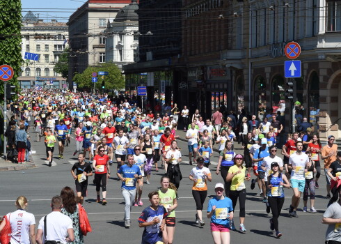 "Lattelecom" Rīgas maratona dalībnieki 6km distancē.