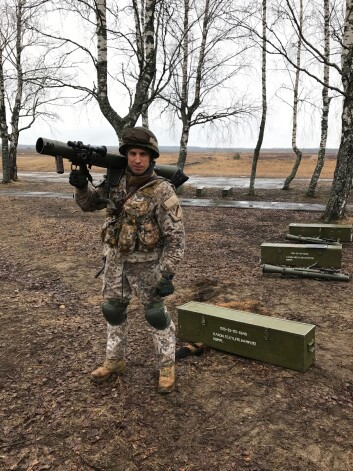 Zemessargi tiek apmācīti lietot visdažādākos ieročus, lai apgūtu pēc iespējas plašākas prasmes.