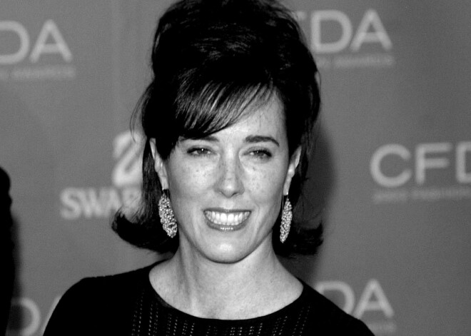 55 gadu vecumā pašnāvību izdarījusi populārā modes dizainere Keita Speida