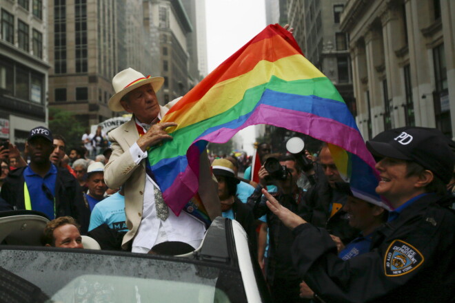 Īans Makkellens Ņujorkas praidā 2015. gadā.