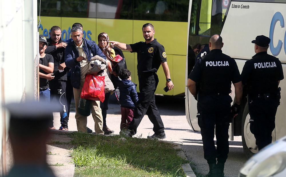 Bosnija pārmet kaimiņvalstīm nelegālās migrācijas neierobežošanu