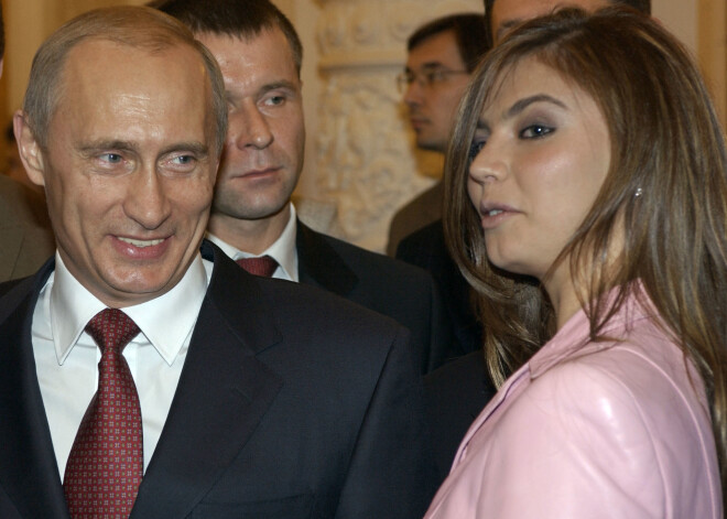 Путина и Кабаеву поздравили с десятилетием брака