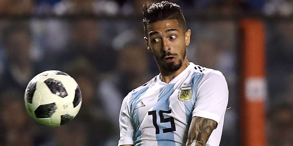 Argentīnas futbola izlase ceļgala traumas dēļ zaudē pamatsastāva pussargu Lanzīni