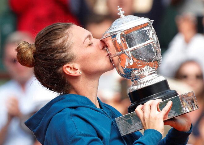 Halepa ar trešo piegājienu beidzot triumfē "French open"