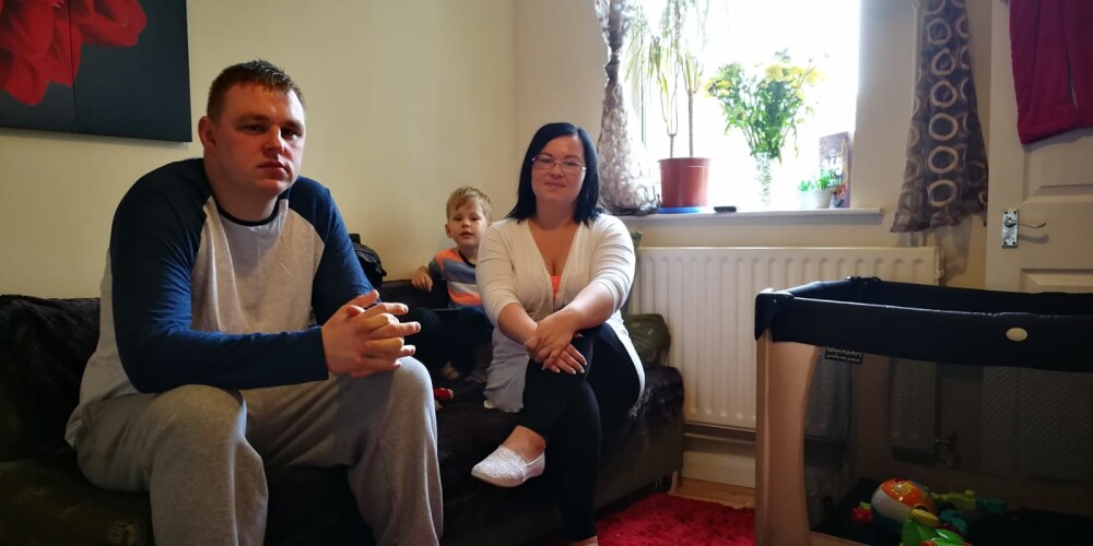 Atgriežoties Latvijā, remigrantu ģimenes sagaida ļoti smaga vilšanās; cilvēki spiesti braukt atpakaļ uz Lielbritāniju