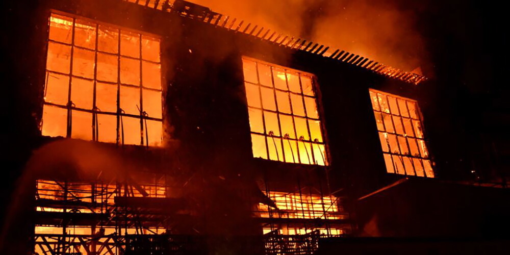 Glāzgovieši šokā par liesmā nopostīto Mākslas skolu, kuru nelaime skāra arī pirms 4 gadiem
