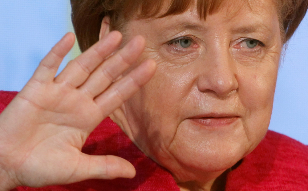 Uz migrāciju jāreaģē Eiropas līmenī, saka Merkele