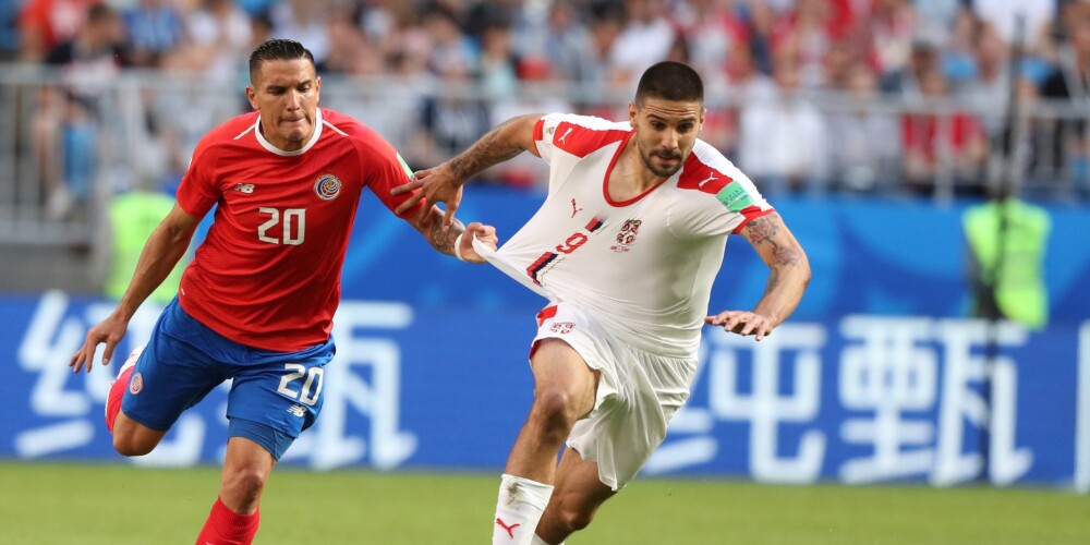Kolarova lieliskais brīvsitiens nodrošina Serbijas futbolistiem uzvaru pār Kostariku