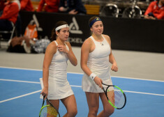 Latvijas tenisistes Aļona Ostapenko un Anastasija Sevastova.