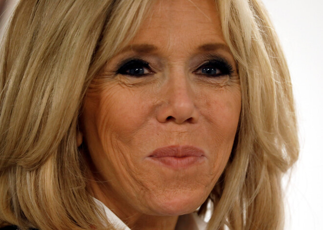 Frančus ārkārtīgi sadusmo Brižitas Makronas jaunais pirkums - glauna servīze