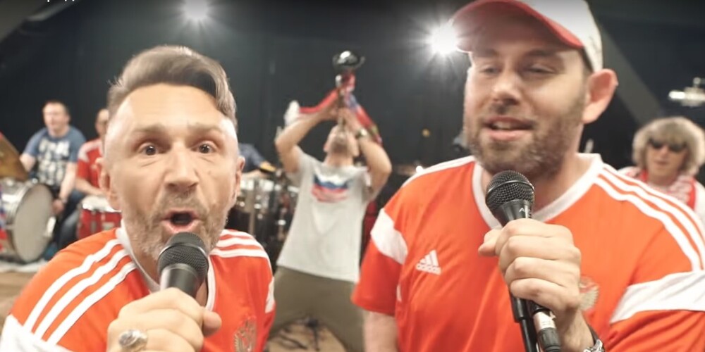 Были г***, стали чемпионы: Слепаков и Шнуров записали песню о подвигах сборной России