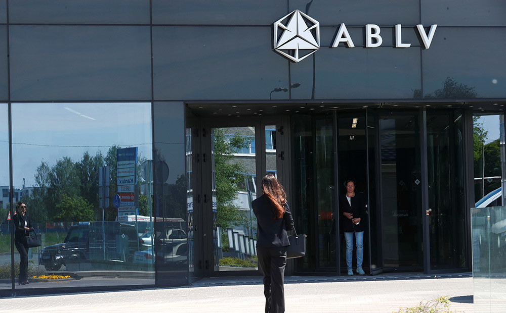 Policija noraida bažas, ka „ABLV Bank