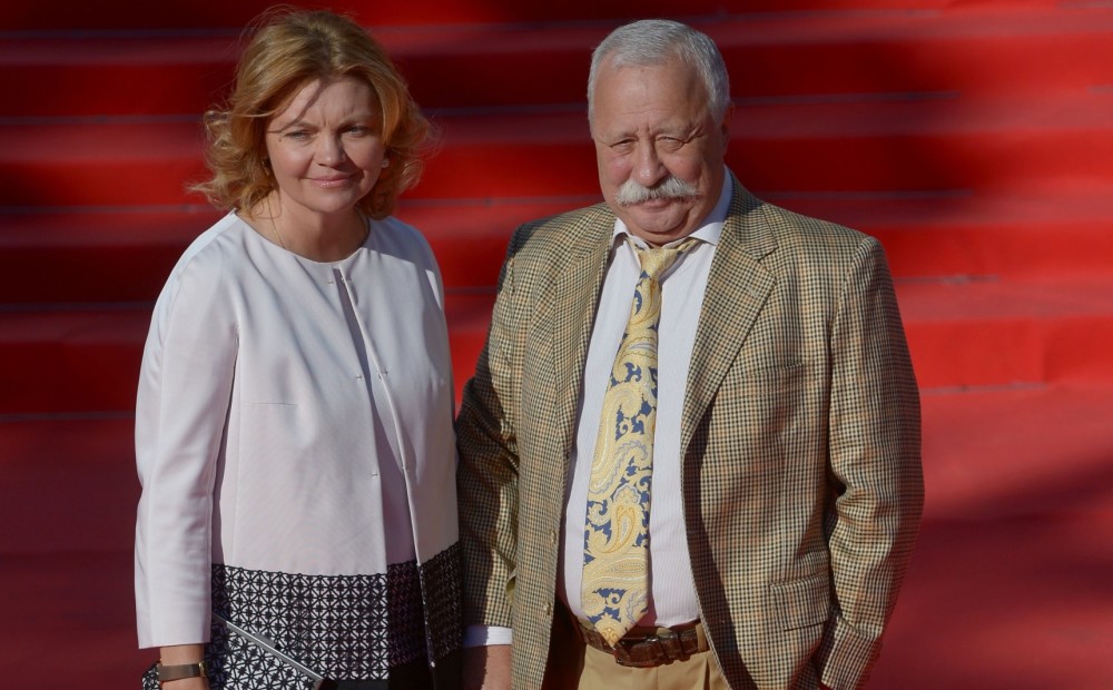 Поле чудес Леонида Якубовича: изгнан из школы, токарь, летчик, скандалист, трижд