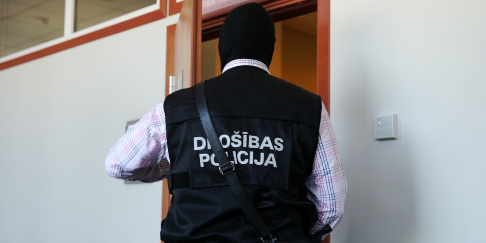 Полиция безопасности проверит, не разжигает ли предвыборная реклама ЛСДРП межрасовую вражду