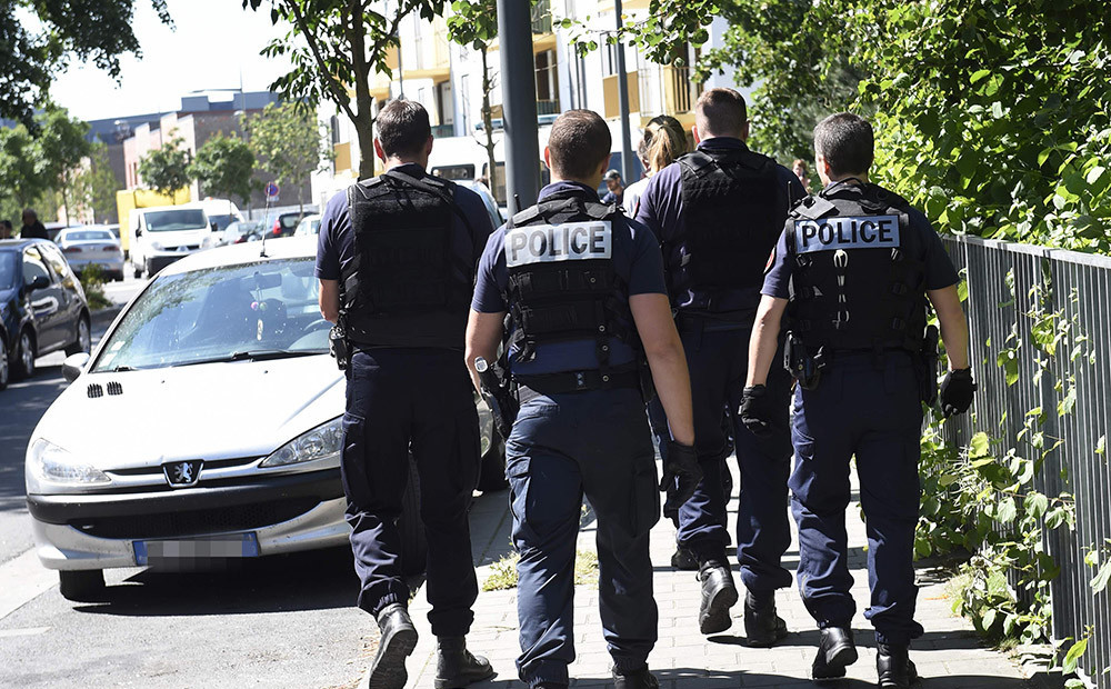 Francijā no cietuma izbēgušā gangstera meklēšanā iesaistīti 2900 policisti