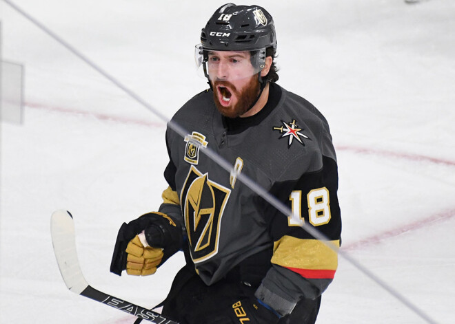 Stenlija kausa finālists Nīls pamet NHL debitanti un pievienojas "Flames"