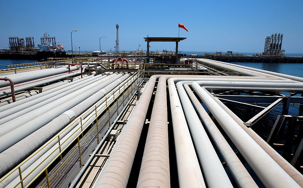 Saūda Arābija pauž gatavību palielināt naftas ieguvi tirgus līdzsvarošanai