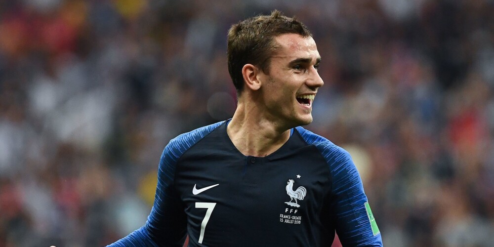 Francijas futbolisti pēc Pasaules kausa finālmača pirmā puslaika uzvar Horvātiju