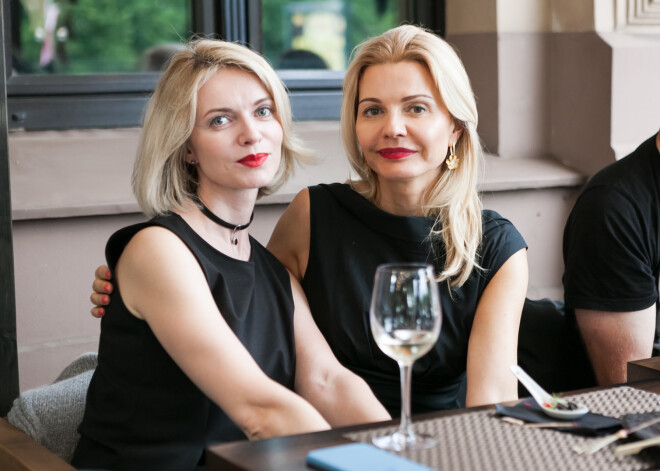 Ar melno ballīti melnajā piektdienā nosvin jubileju restorānam Daugavas krastā