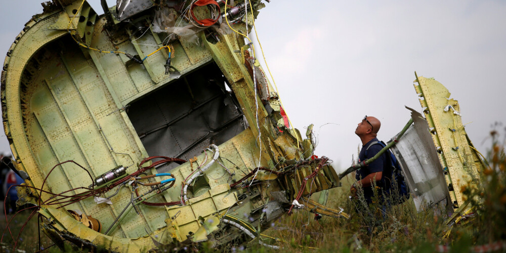 G7 ministri aicina Krieviju atskaitīties par savu lomu Malaizijas pasažieru lidmašīnas notriekšanā