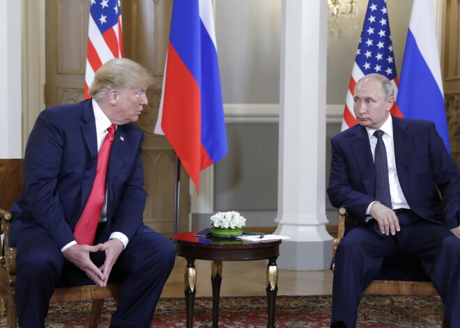 Путин опоздал на встречу с Трампом, но тот приехал еще позже!