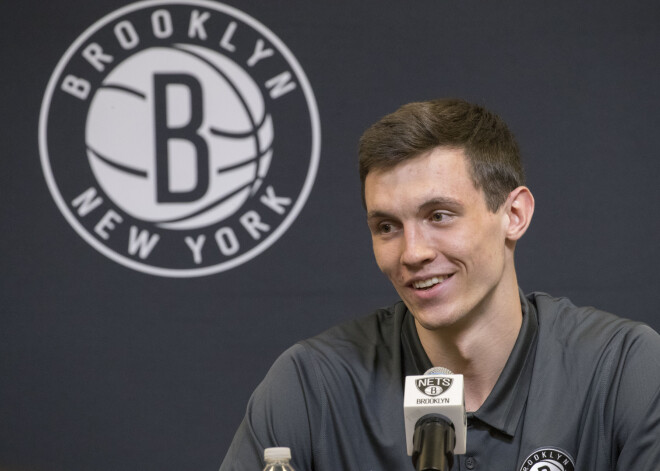 Oficiāli: Rodions Kurucs kļuvis par NBA kluba "Nets" spēlētāju