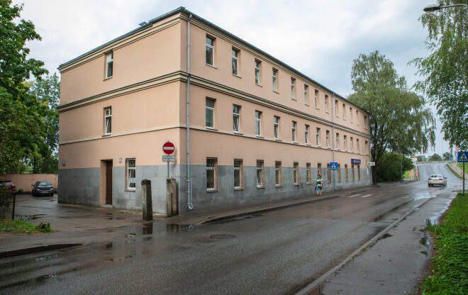 Pašreizējā Rīgas veselības centra filiāle Bolderāja. Ēka ir novecojusi un apgrūtina ārstniecības iestādes darbu.