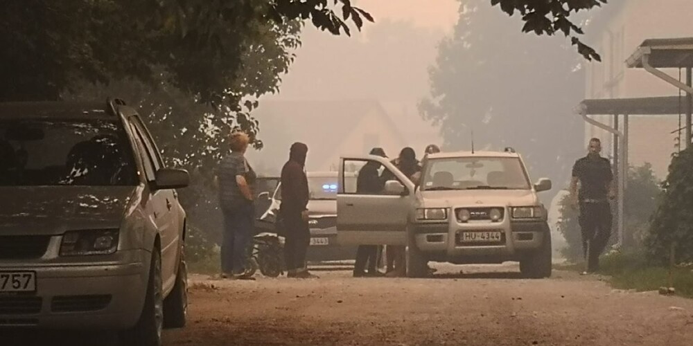 No Stiklu ciema evakuēti 70 iedzīvotāji, bet 50 atteikušies pamest mājas