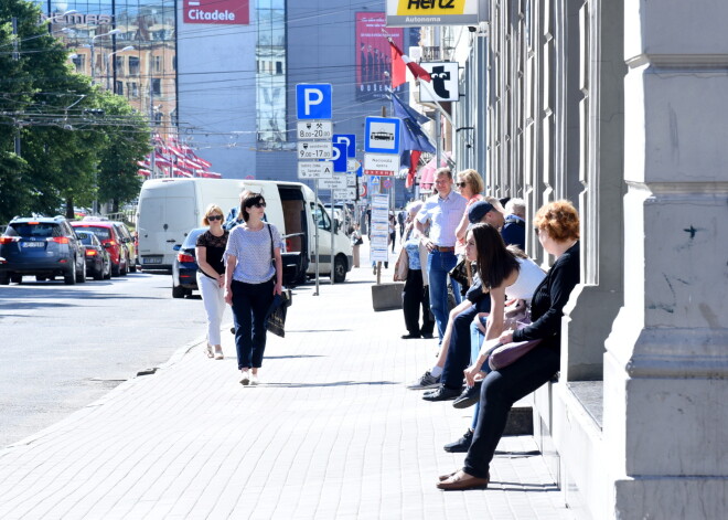 Jūnijā tramvajos, trolejbusos un autobusos pārvadāti 11 274 784 pasažieri