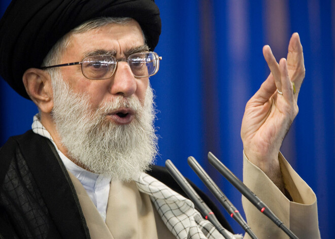 Irānas līderis Ajatolla Hamenei: "Sarunas ar ASV ir bezjēdzīgas"