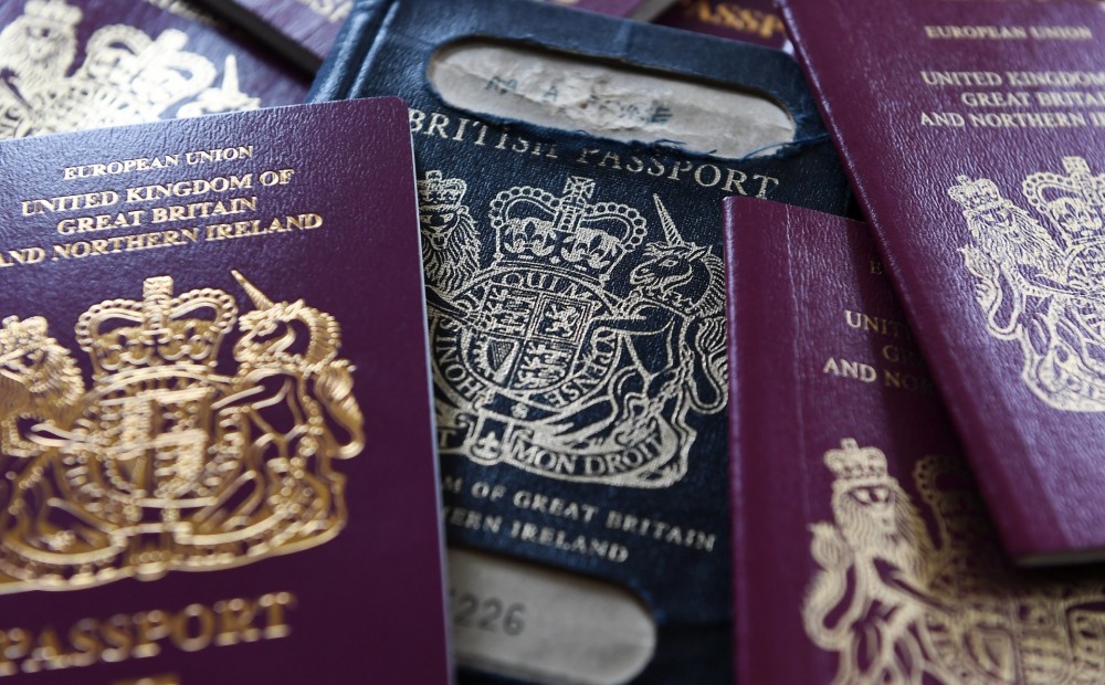 Lielbritānija pērn atņēmusi pilsonību 104 personām | Jauns.lv