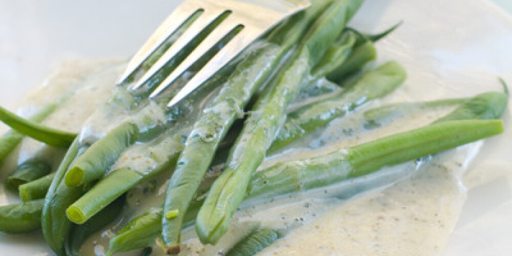 Green bean with sauce, selective focus