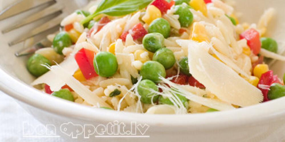 Bowl of pasta (orzo) or rice with vegetables, selective focus