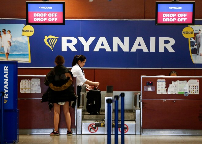 "Ryanair" atceļ 300 lidojumus