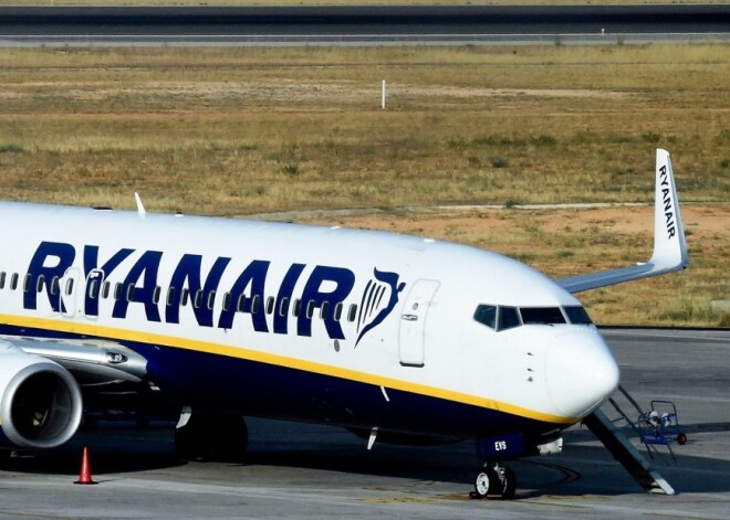 Из-за забастовки отменен завтрашний рейс Ryanair из Риги в Барселону