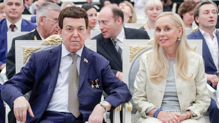 Он пел для меня": вдова Кобзона призналась, что Градский был в нее влюблен