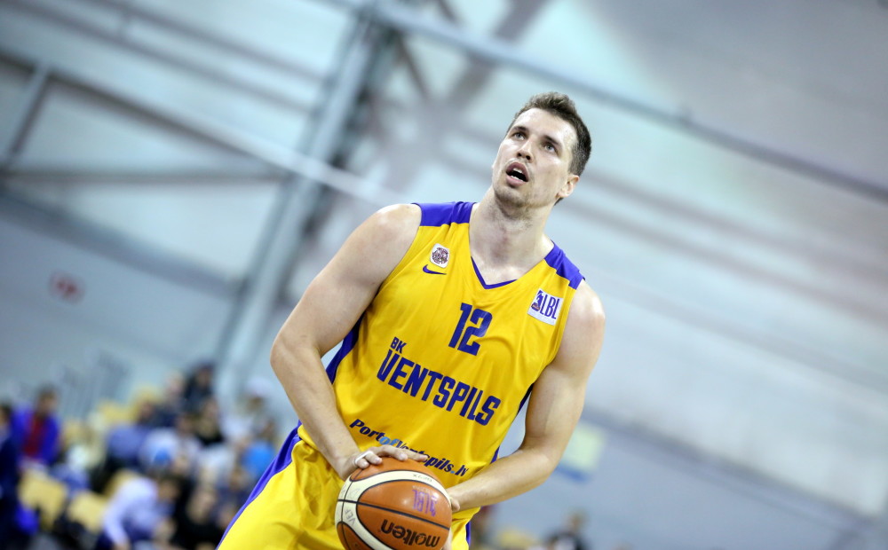 Andrejs Šeļakovs kļūst par trešo latviešu basketbolistu Odesas klubā Ukrainā