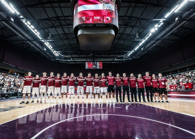 Eiropas čempionāta finālā Latvijas U-18 izlases basketbolisti svētdien Rīgā tiksies ar Serbijas vienaudžiem