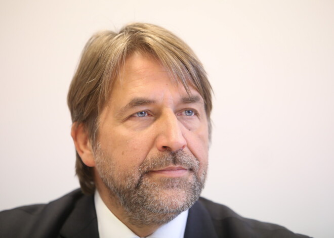 Kampars: "Pašlaik ir vērojama politiskā pretdarbība Ekonomikas ministrijas iniciatīvai atcelt OIK"