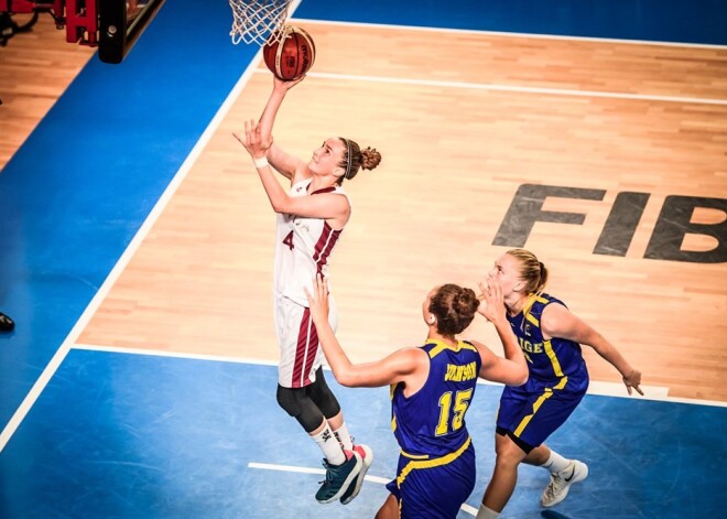 Mūsu U-18 basketbolistes iekļūst Eiropas čempionāta ceturtdaļfinālā