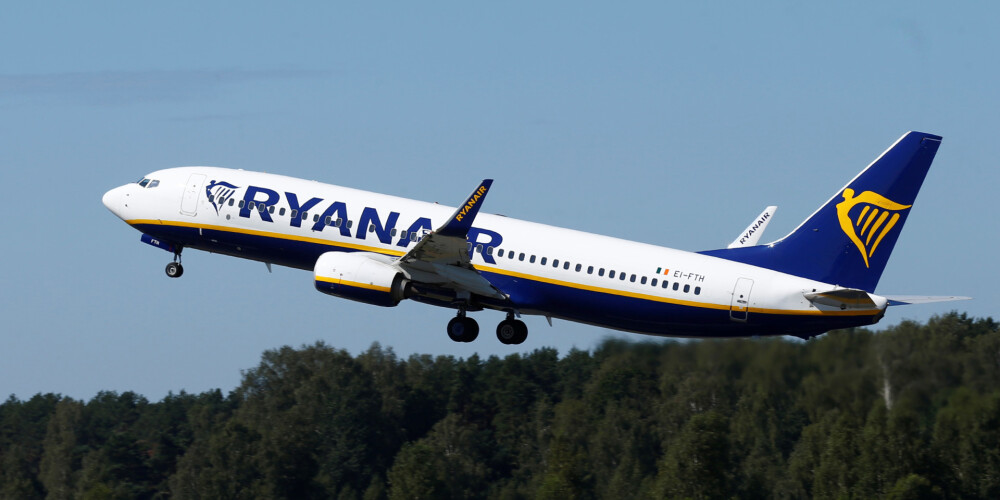 "Ryanair" piektdien atcēlis 3 reisus no Rīgas