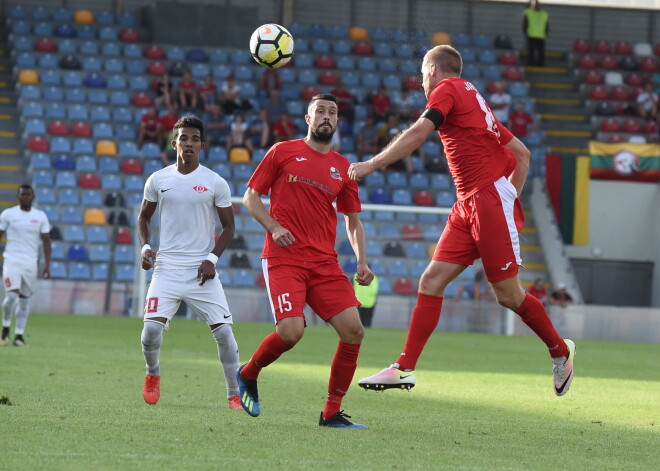 Futbola klubu "Spartaks" un "Sūduva" UEFA Eiropas līgas kvalifikācijas trešās kārtas pirmā spēle "Skonto" stadionā.