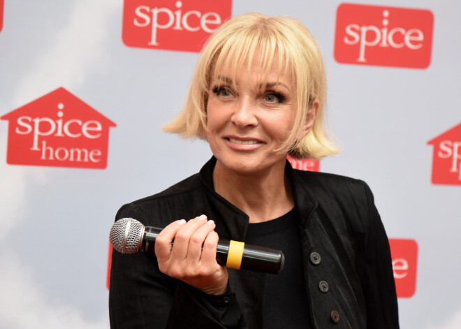 Лайма Вайкуле назвала условия для выступления в Крыму