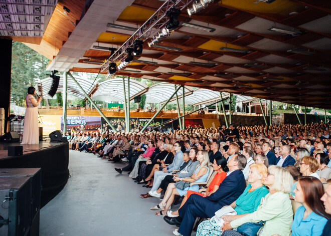 Krāšņi noslēdzies mūzikas festivāls “Summertime – aicina Inese Galante”