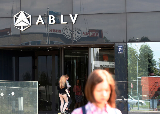 Uz sarunām Latvijā par "ABLV Bank" likvidācijas apstākļiem pošas EP Finanšu noziegumu izpētes komiteja