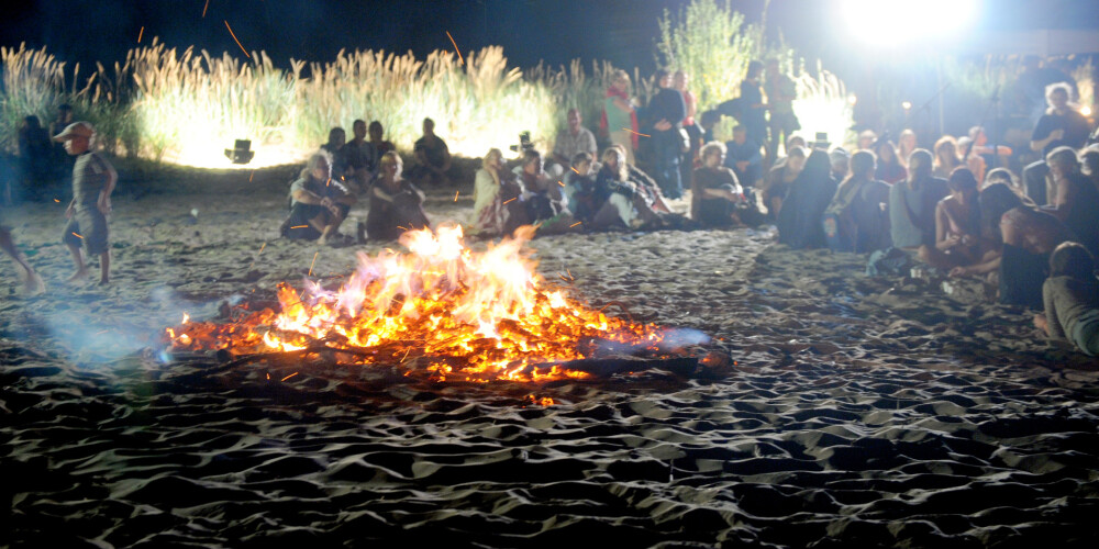 Aicina uz „Senās uguns nakts” pasākumu Rīgā, Vakarbuļļu pludmalē