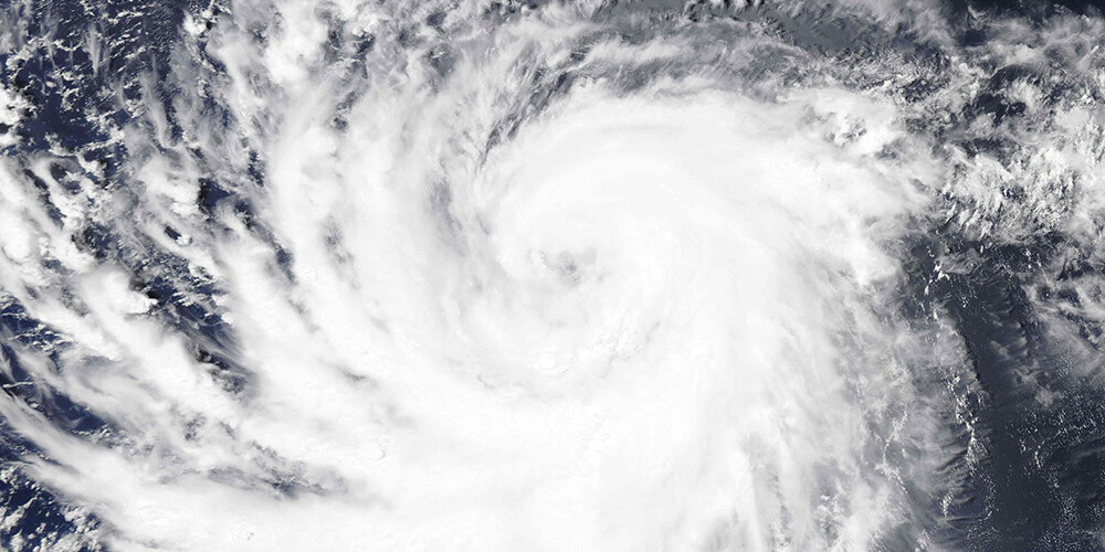 Havaju salas apdraud viesuļvētra "Leina"