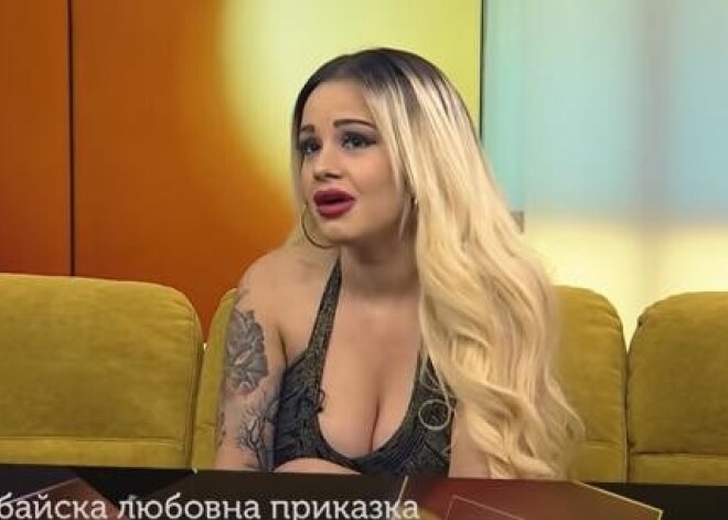 Девушка счастлива стать силиконовой королевой красоты